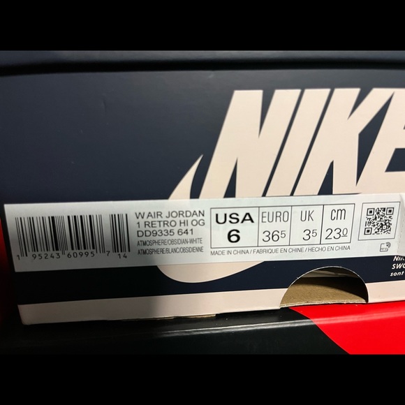 Air Jordan 1 Atmosphere - Picture 7 of 8